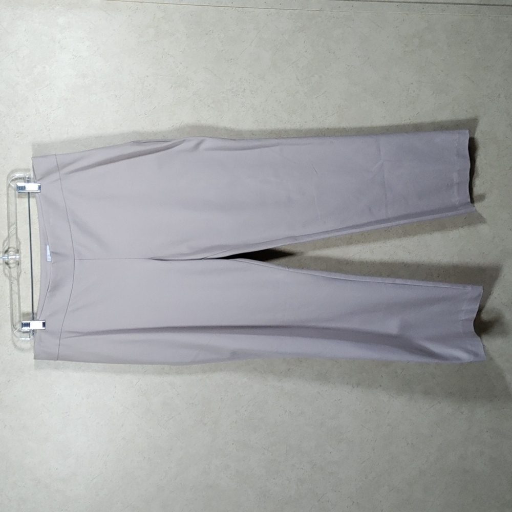 H168 Chico's tan side zip stretch straight leg slacks 2.5 14